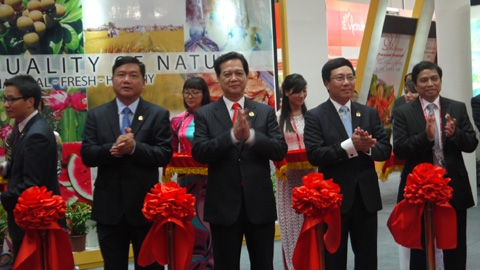 Images of the Prime Minister in China